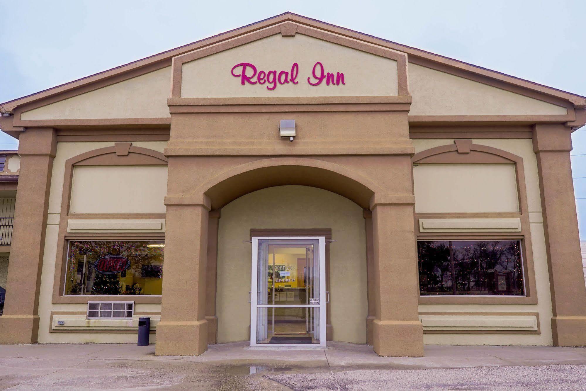 Regal Inn Coffeyville Exterior photo